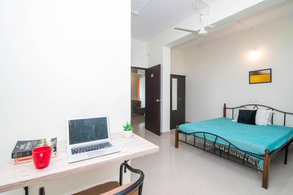 Buzz Quarter Otel Haydarabad Dış mekan fotoğraf